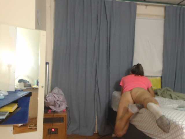 FIXMYASSTOO live cam preview