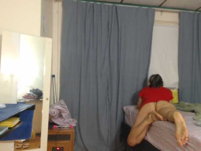 FIXMYASSTOO live cam preview