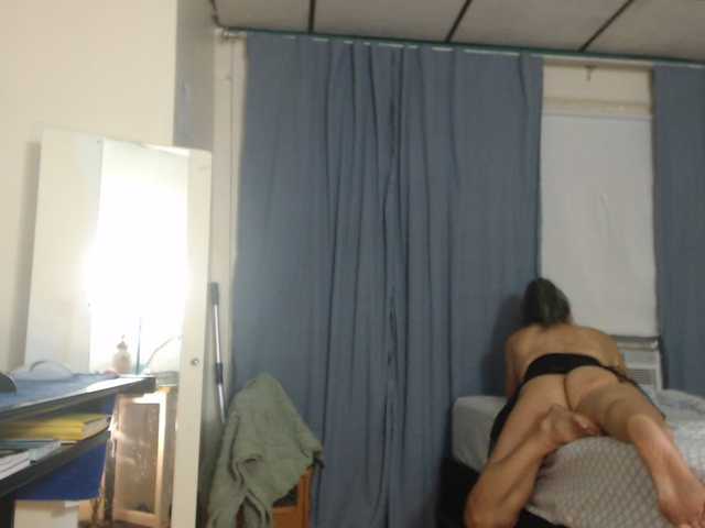 AnalTaxi live cam on BongaCams