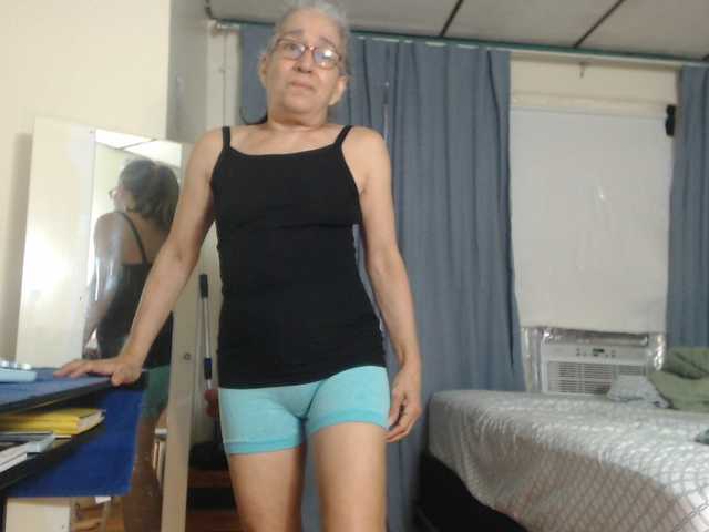 AnalTaxi live cam on BongaCams