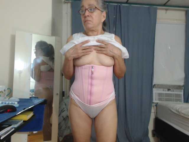 FIXMYASSTOO live cam preview