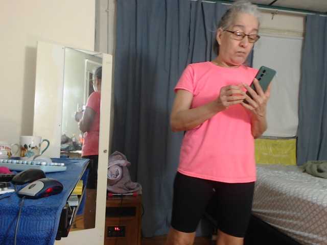 AnalTaxi, en vivo ahora en BongaCams