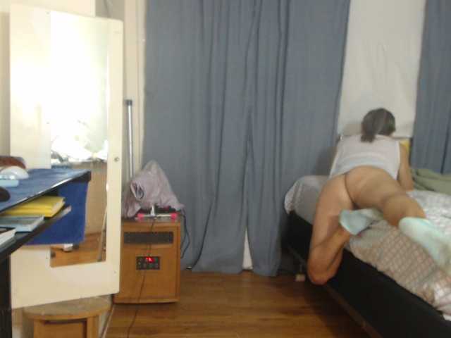 AnalTaxi live cam on BongaCams