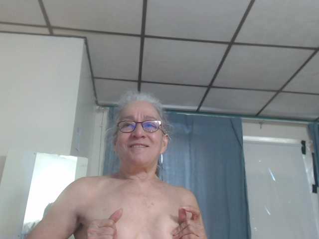 AnalTaxi live webcam show
