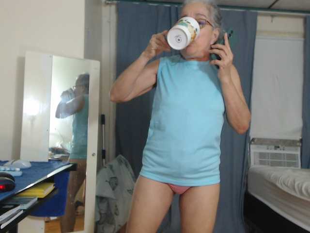 AnalTaxi live cam on BongaCams