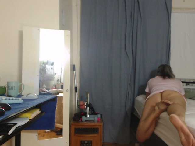AnalTaxi live cam on BongaCams