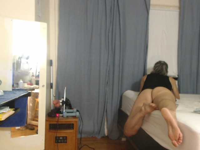 AnalTaxi live cam on BongaCams