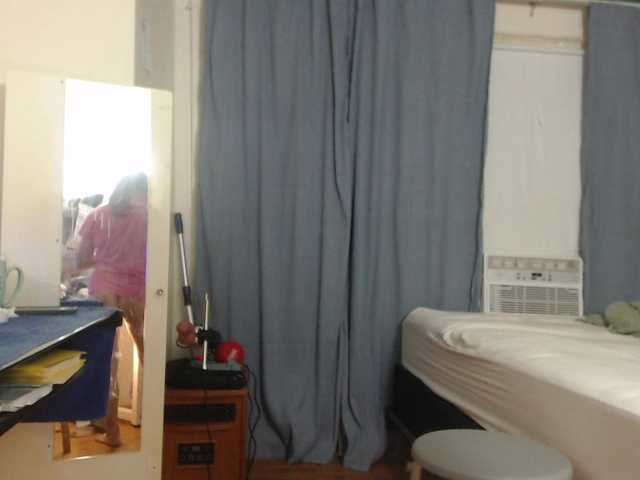 FIXMYASSTOO live webcam show