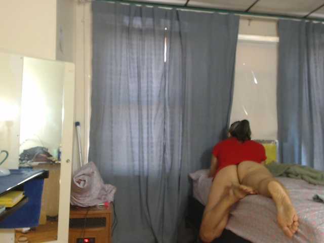 FIXMYASSTOO live cam preview