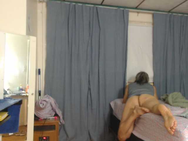 AnalTaxi live cam on BongaCams
