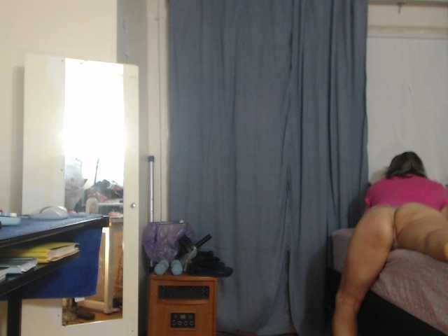 AnalTaxi live cam on BongaCams