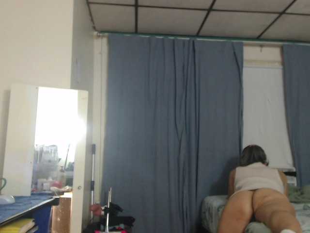 AnalTaxi live cam on BongaCams