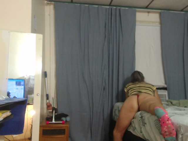 AnalTaxi live cam on BongaCams
