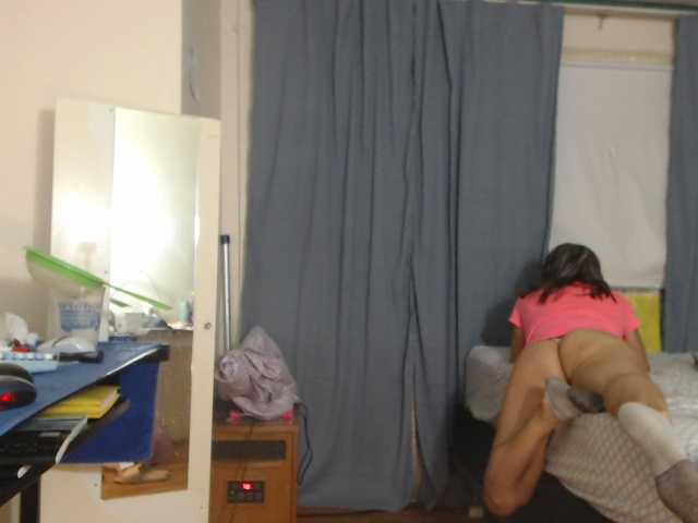 FIXMYASSTOO live cam preview