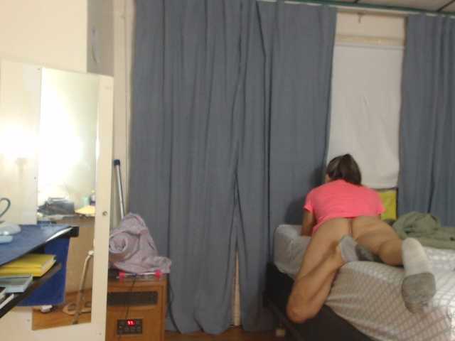 AnalTaxi, en directo ahora en BongaCams