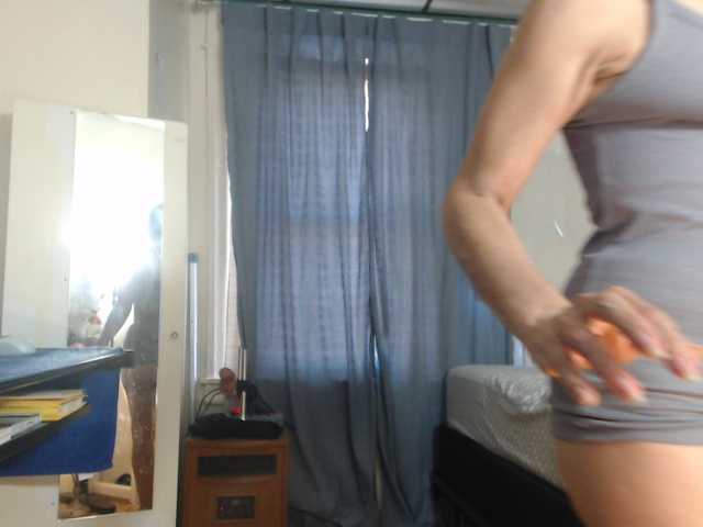 AnalTaxi live cam on BongaCams