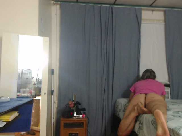 AnalTaxi live cam on BongaCams