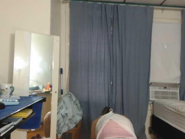 AnalTaxi live cam on BongaCams