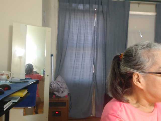 FIXMYASSTOO live cam preview