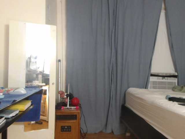 AnalTaxi live cam on BongaCams