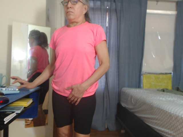 AnalTaxi, en directo ahora en BongaCams