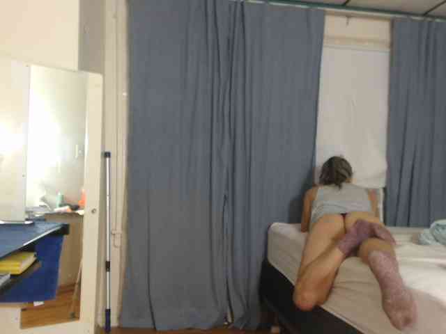 FIXMYASSTOO webcam