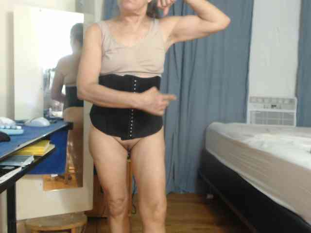 FIXMYASSTOO webcam