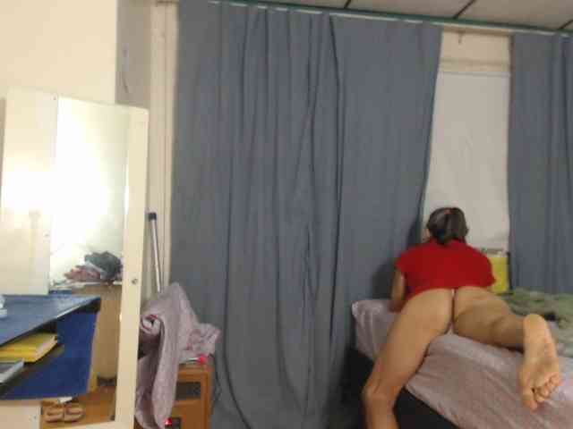FIXMYASSTOO webcam