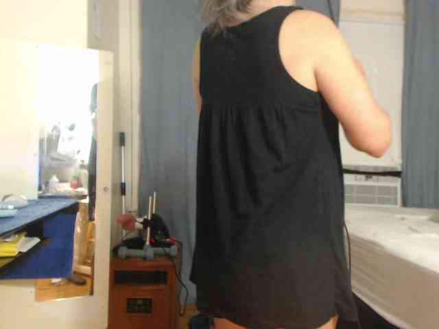 FIXMYASSTOO webcam