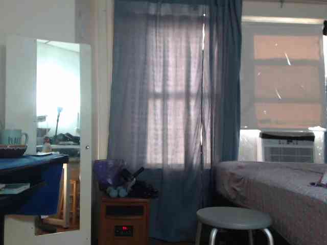 FIXMYASSTOO webcam