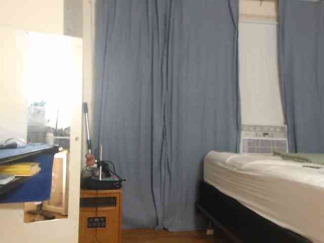 FIXMYASSTOO webcam