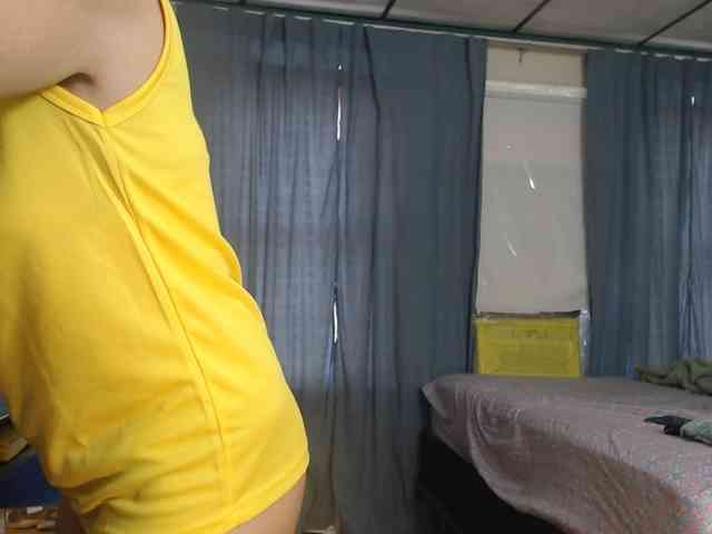 FIXMYASSTOO webcam