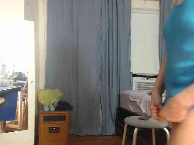 FIXMYASSTOO webcam
