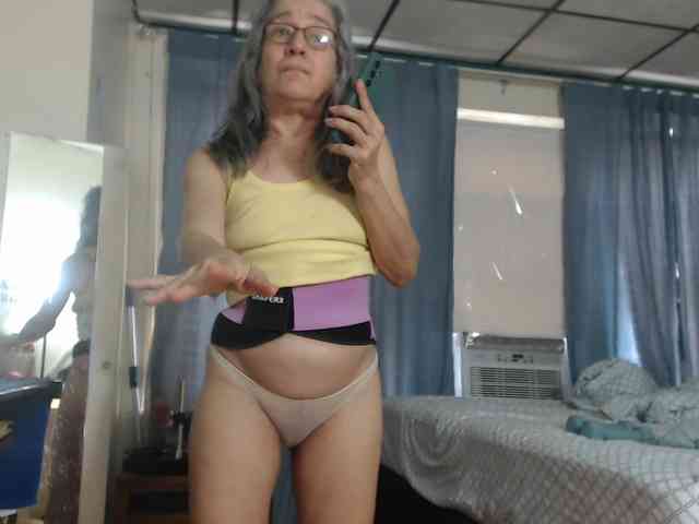 FIXMYASSTOO webcam