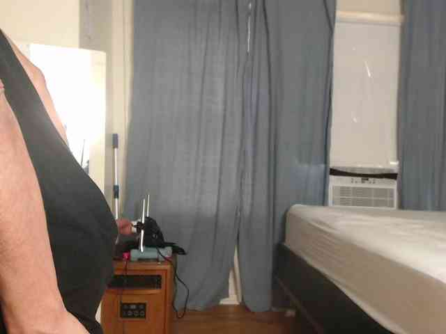 FIXMYASSTOO webcam