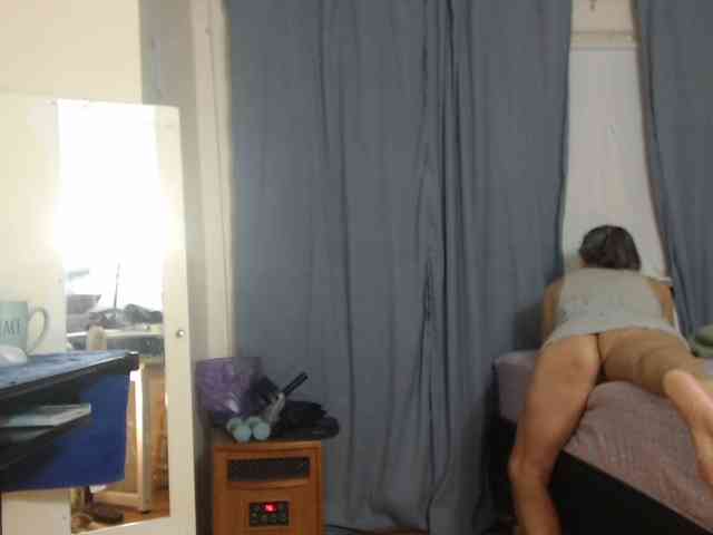 FIXMYASSTOO webcam