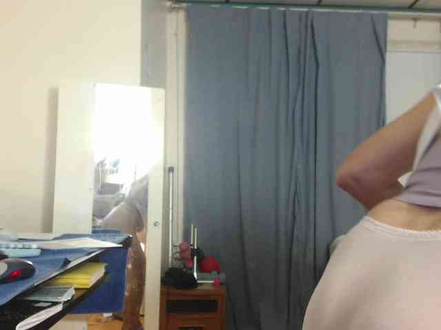 FIXMYASSTOO webcam