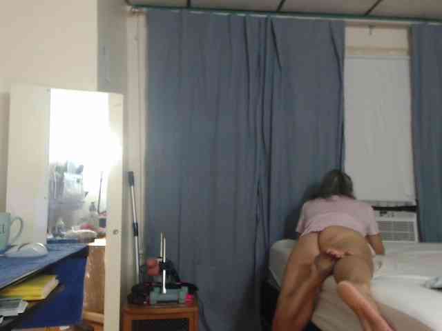 FIXMYASSTOO webcam