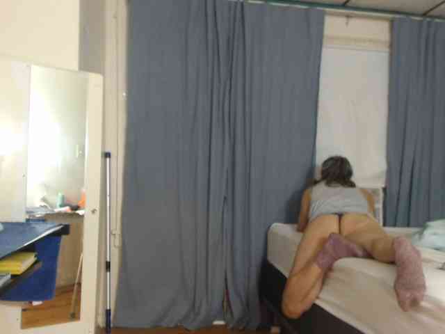 FIXMYASSTOO webcam