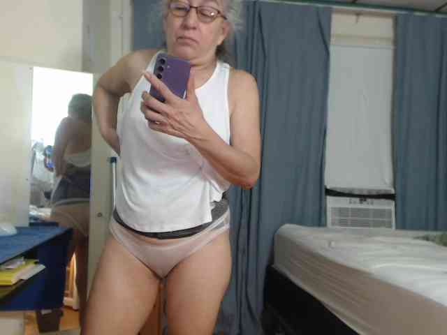 FIXMYASSTOO webcam