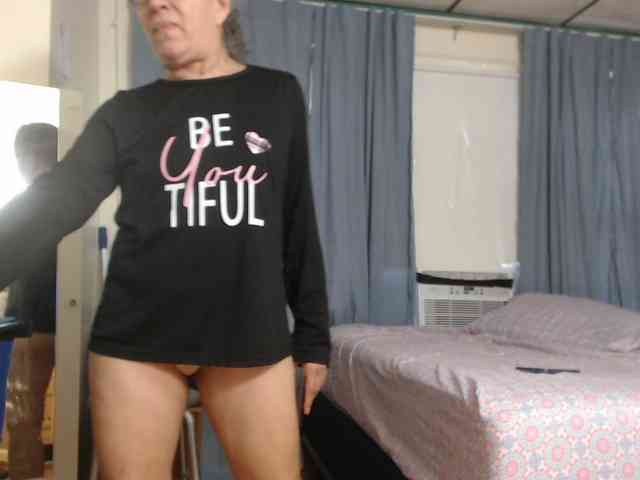 FIXMYASSTOO webcam