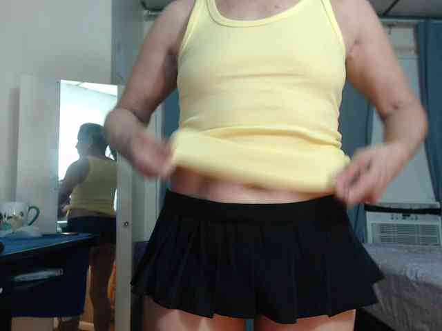 FIXMYASSTOO webcam