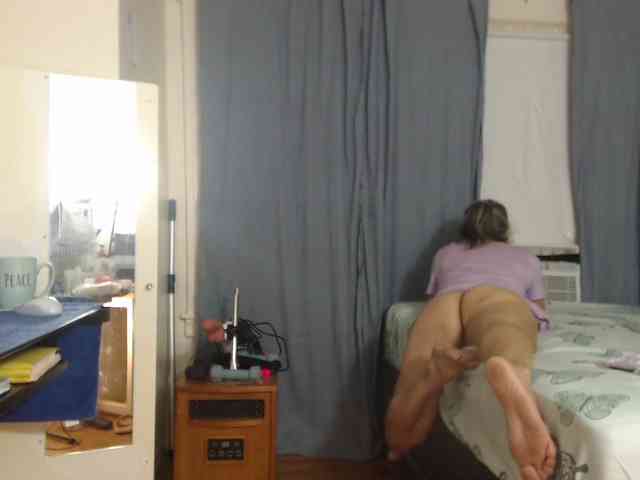 FIXMYASSTOO webcam