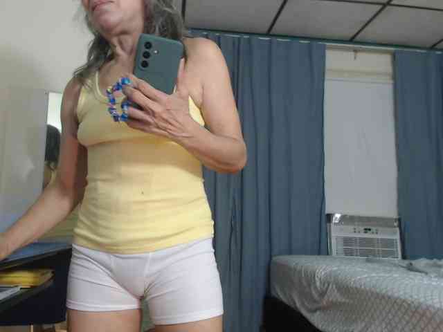 FIXMYASSTOO webcam