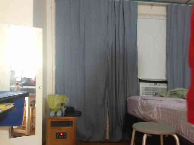 FIXMYASSTOO webcam