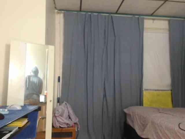 FIXMYASSTOO webcam