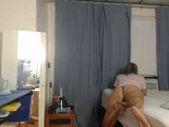 FIXMYASSTOO webcam