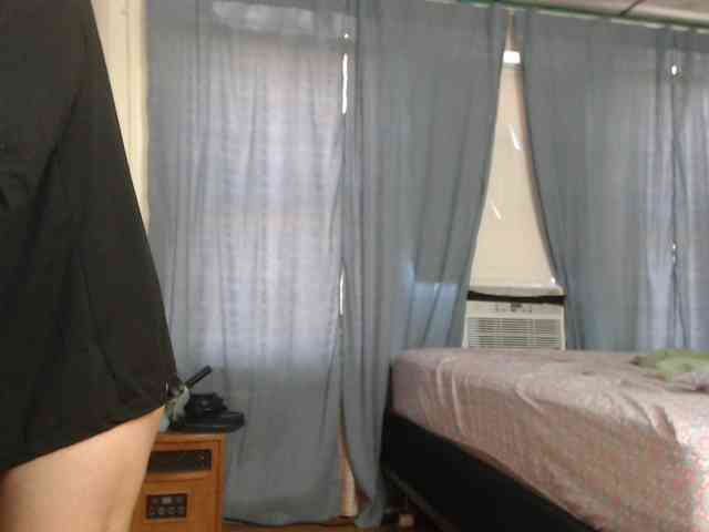 FIXMYASSTOO webcam
