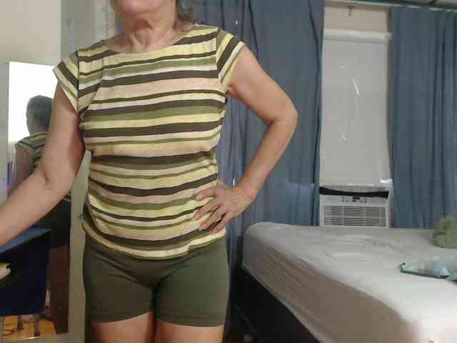 FIXMYASSTOO webcam