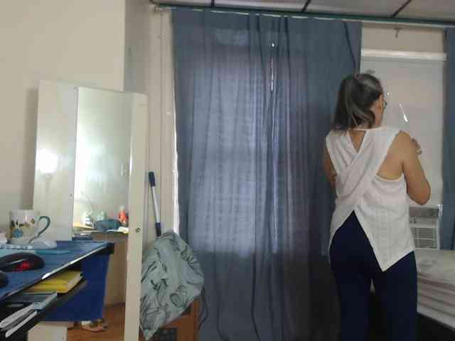 FIXMYASSTOO webcam